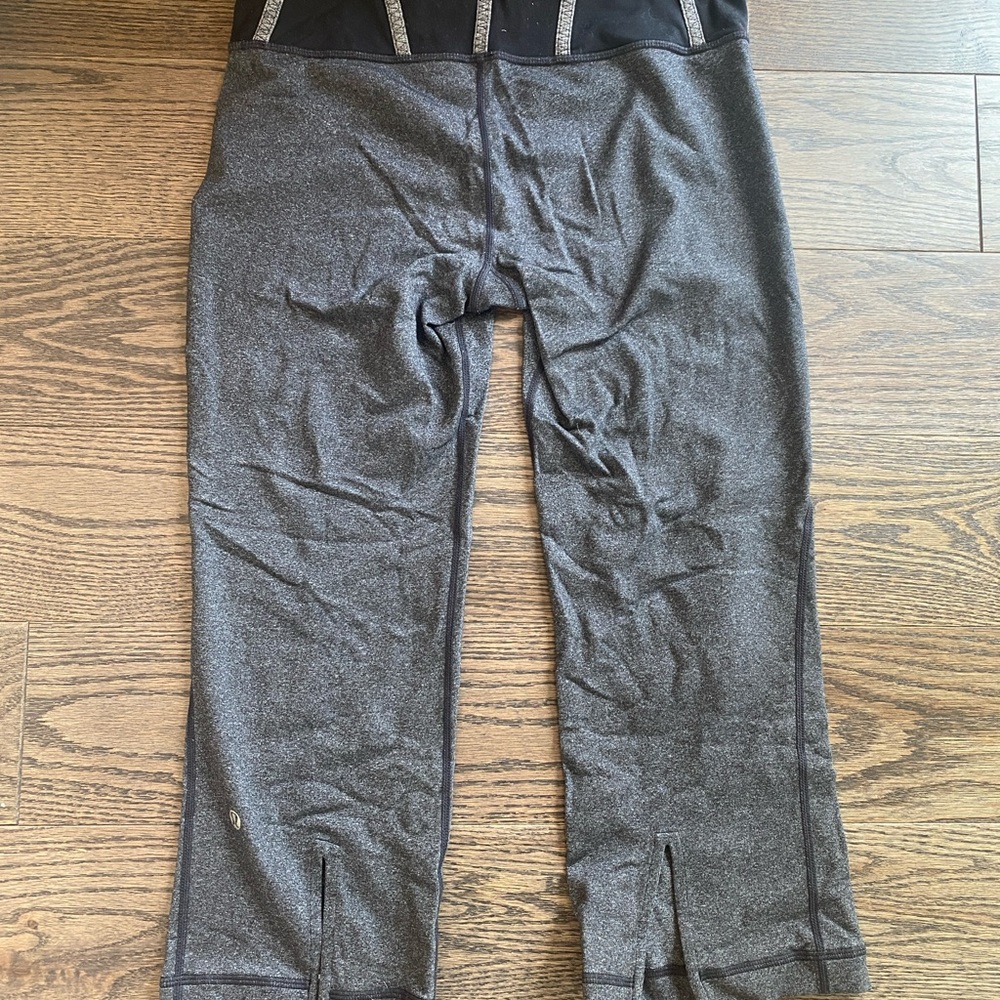 Lululemon Tadasana Slit Crop size 6
